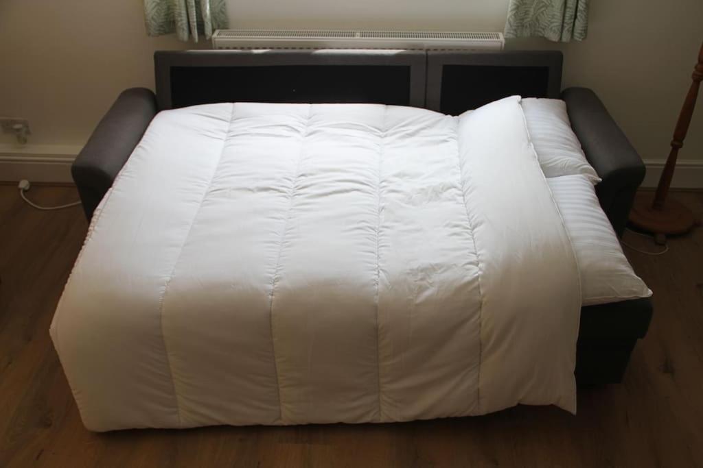 Owl - Cosy Cotswolds Stone Escape, Dog Friendly * Wyck Rissington