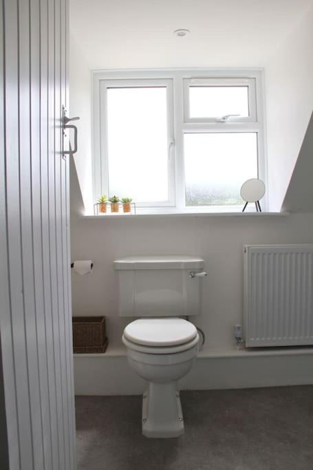 Owl - Cosy Cotswolds Stone Escape, Dog Friendly *