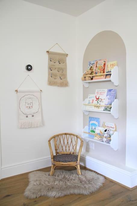 Owl - Cosy Cotswolds Stone Escape, Dog Friendly Wyck Rissington